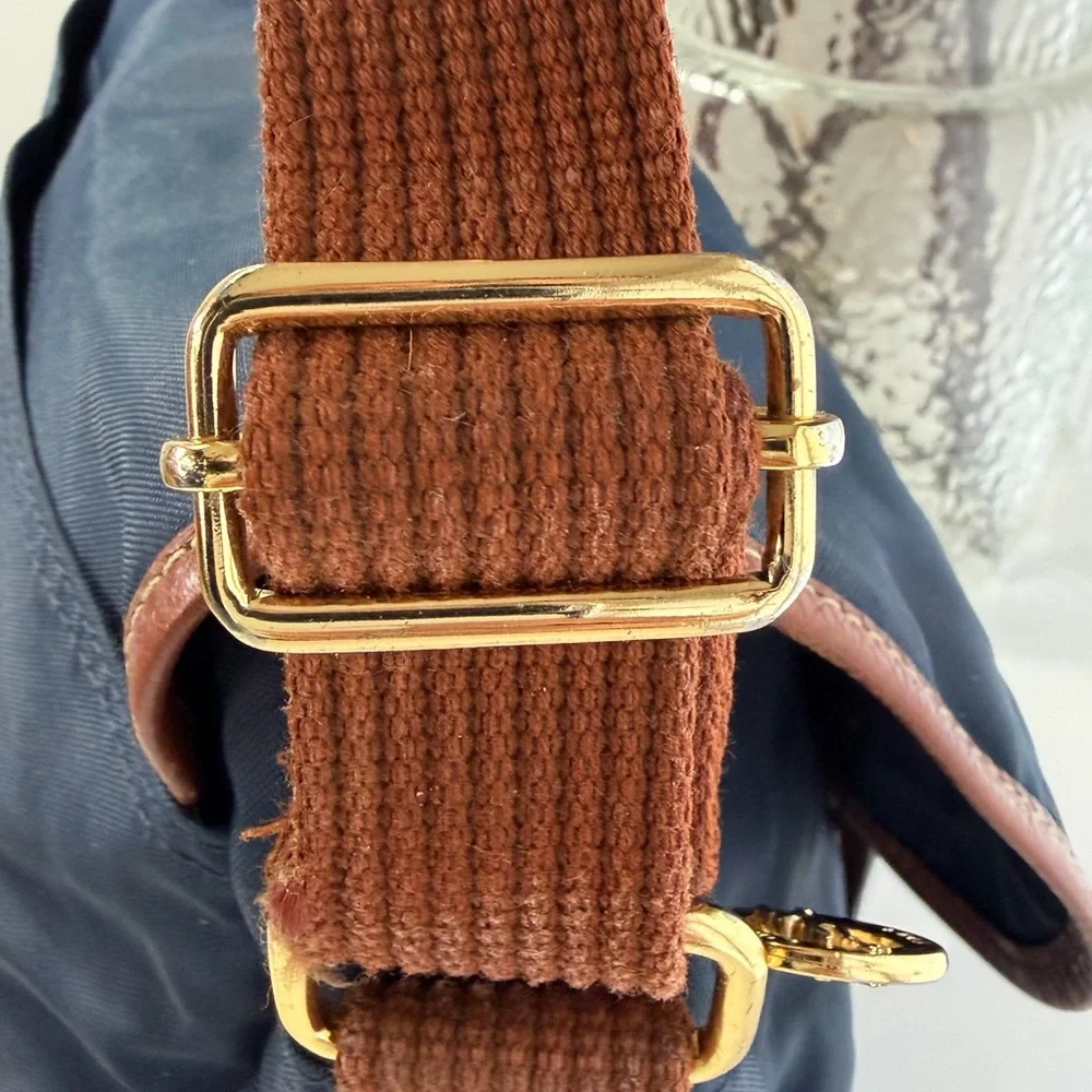 Longchamp Vintage Le Pliage Messenger Bag - Picture 8 of 12